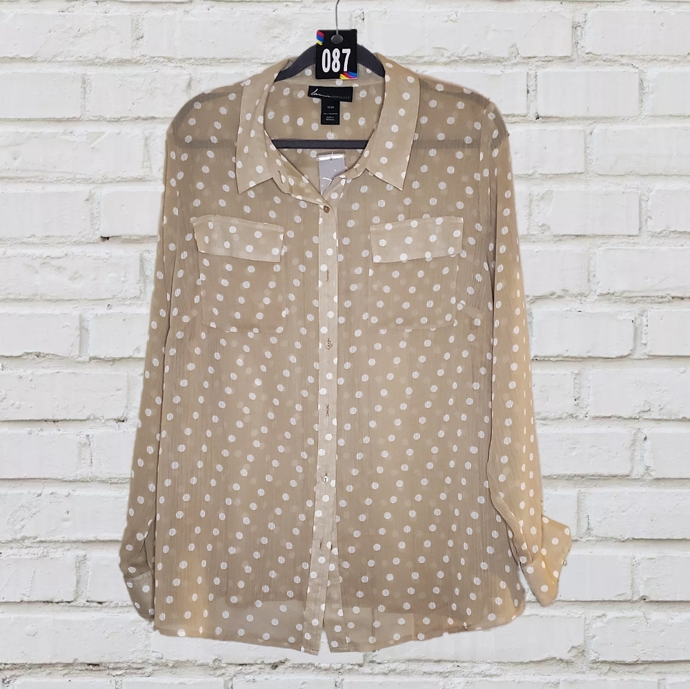 LANE BRYANT Polkadot sheer button up shirt 2️⃣